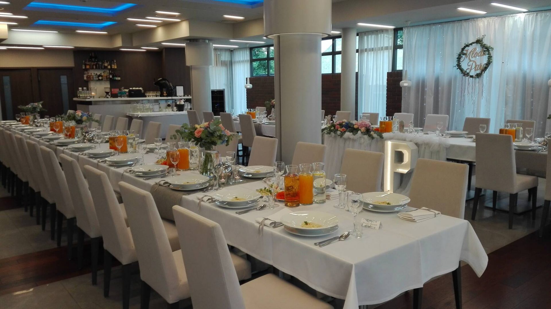 kosma-wesele-sala-kolumna-5-1920x1078